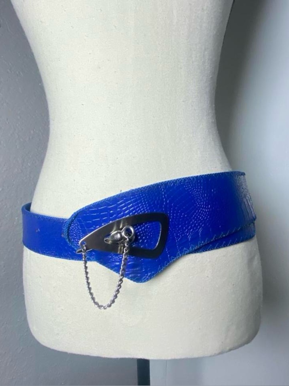 Vintage EURO Blue Croc Embossed Asymmetrical Waist Belt One Size